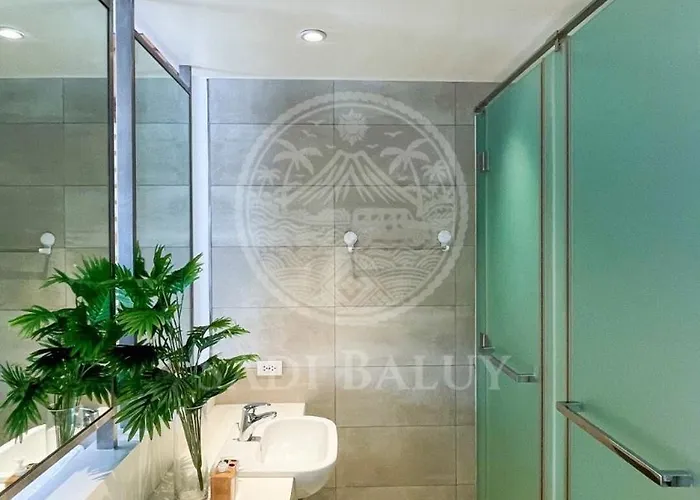Apartment Sadi Baluy Cozy Near Rockwell With Free Pool Access