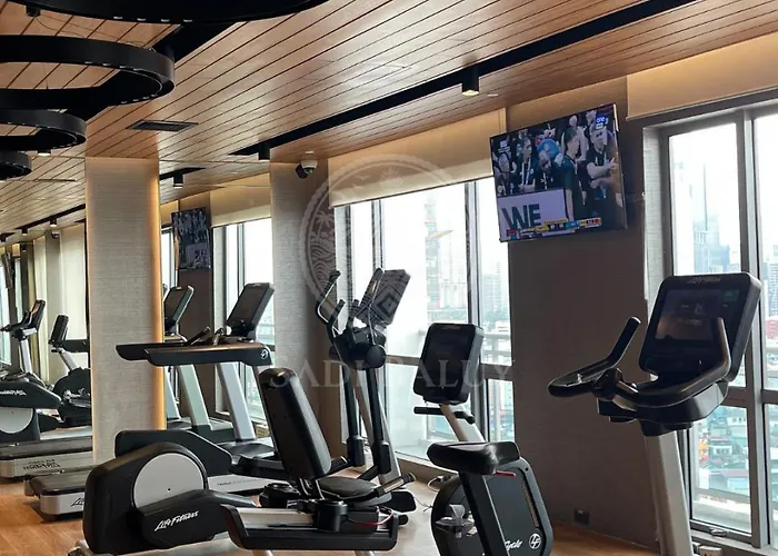 Apartment Sadi Baluy Cozy Near Rockwell With Free Pool Access