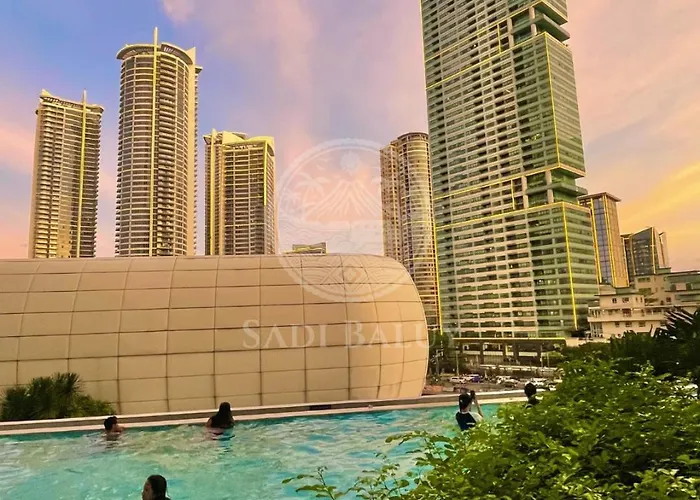 Sadi Baluy Cozy Near Rockwell With Free Pool Access *